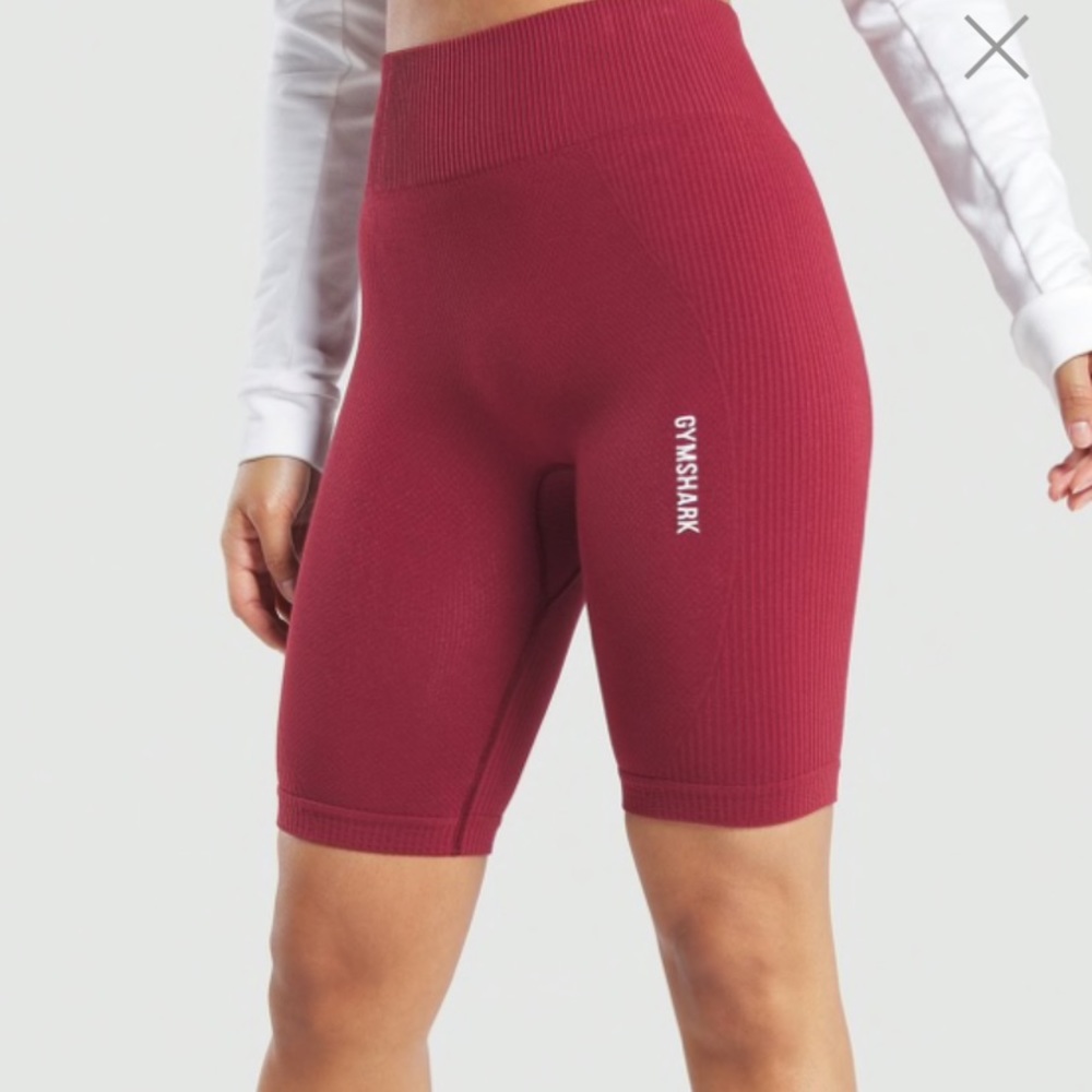 ❕SOLD ❕Gymshark power down shorts